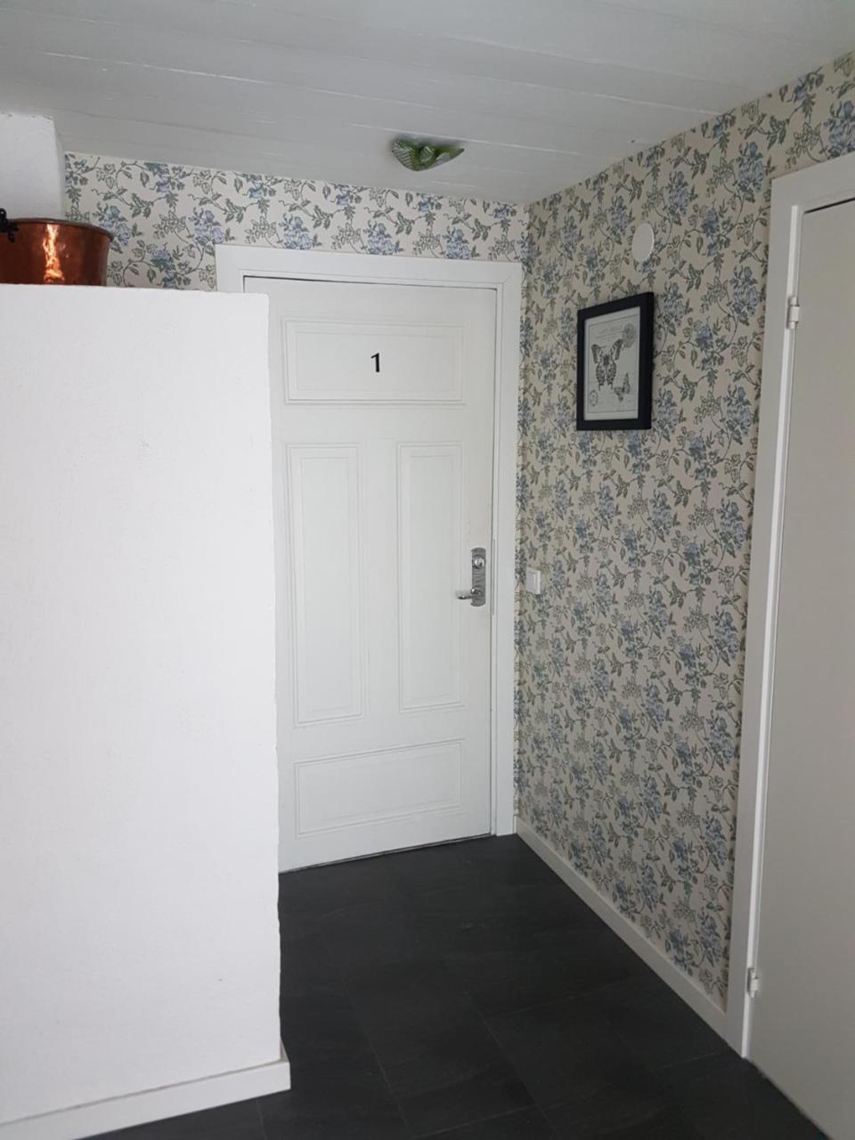 Hedesunda Bed & Breakfast Buitenkant foto