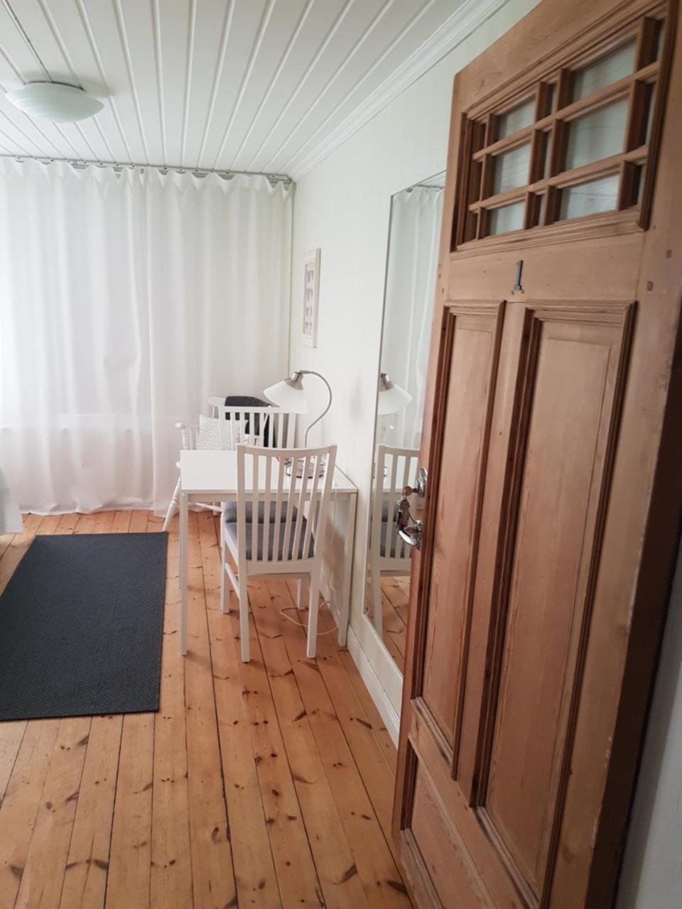 Hedesunda Bed & Breakfast Buitenkant foto